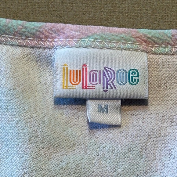 Lularoe Pastel Floral Dress. Like New! Size Medium​ - Picture 2 of 3